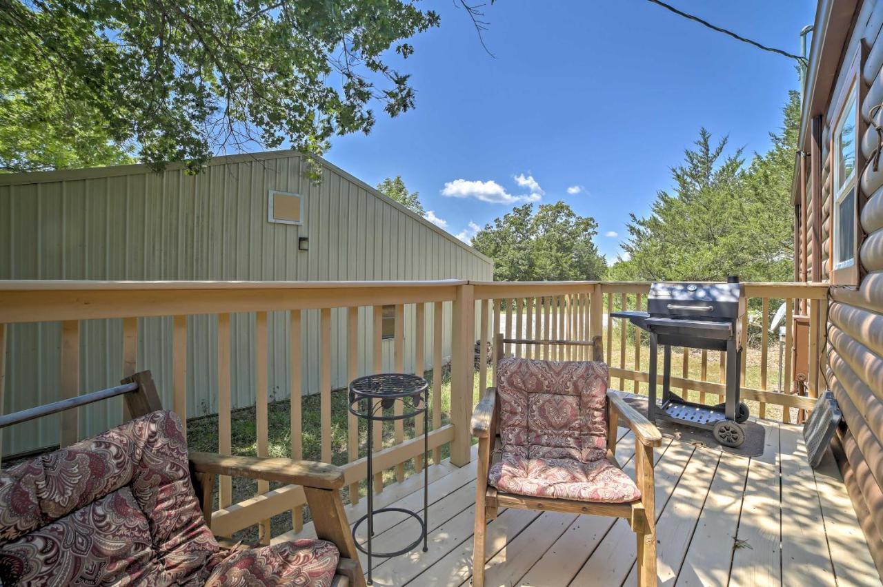 Branson Cabin With Deck Near Table Rock Lake! Екстериор снимка