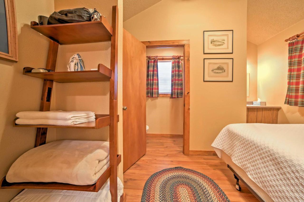 Branson Cabin With Deck Near Table Rock Lake! Екстериор снимка